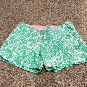 Women’s Lilly Pulitzer shorts